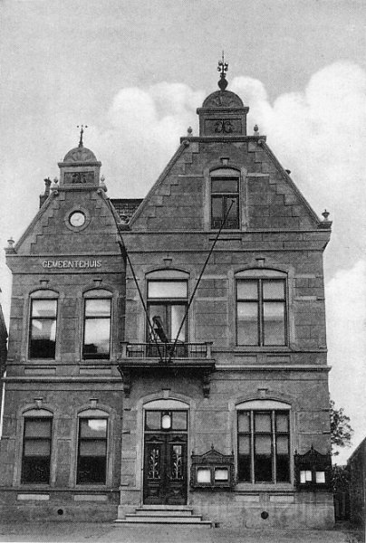 Oude Gemeentehuis.jpg